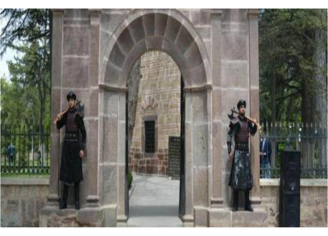 تركيا بالعربي قبر أرطغرل (2)