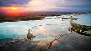 618_348_turkeys-all-natural-infinity-pools