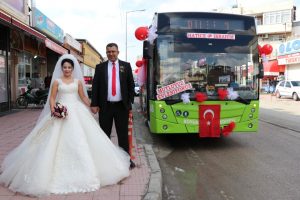 عروسان تركيان