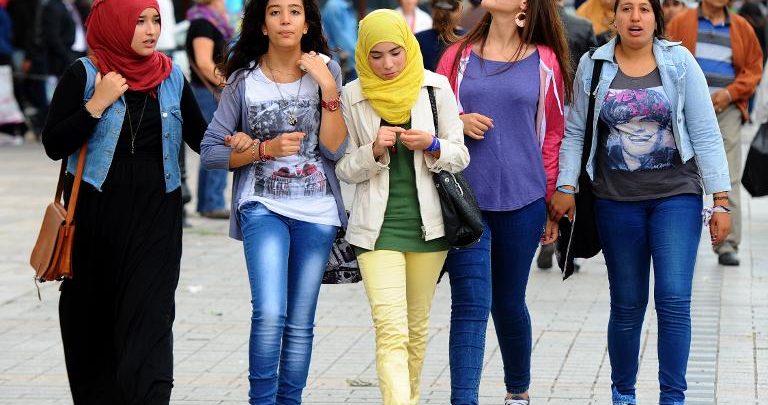 فتيات تونسيات