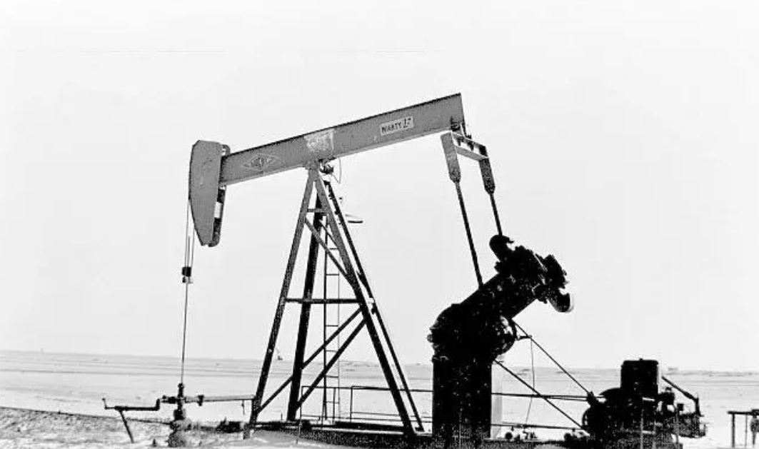 قصة البئر 7 هكذا اكتشف النفط في السعودية تركيا بالعربي