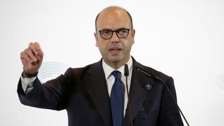 وزير الخارجية الإيطالي «أنجيلينو ألفانو»