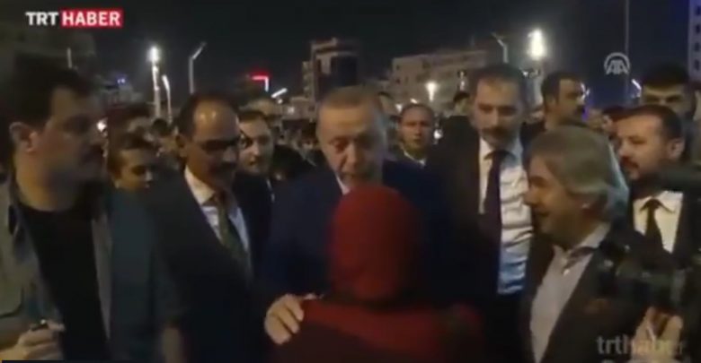 أردوغان و سيدة جزائرية