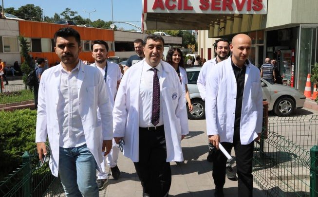 طبيب تركي