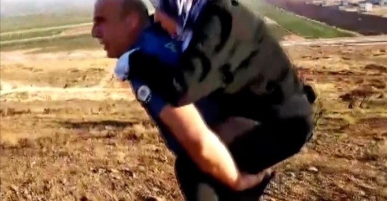 شرطي تركي تهريب حدود