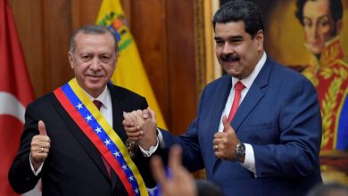 TOPSHOT-VENEZUELA-TURKEY-MADURO-ERDOGAN