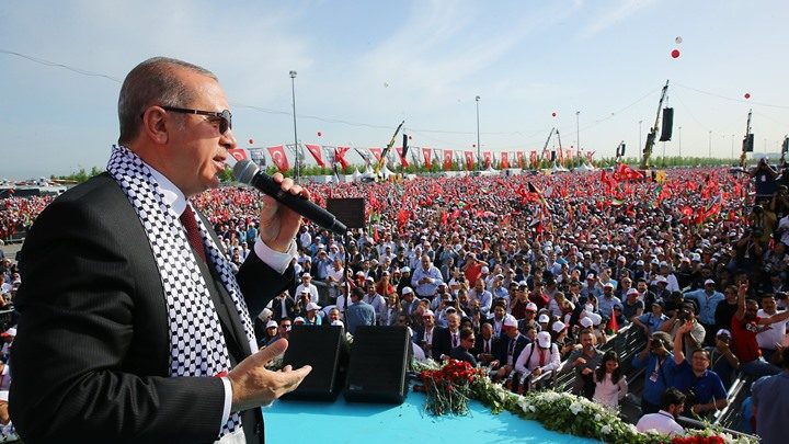 أردوغان وشعبه