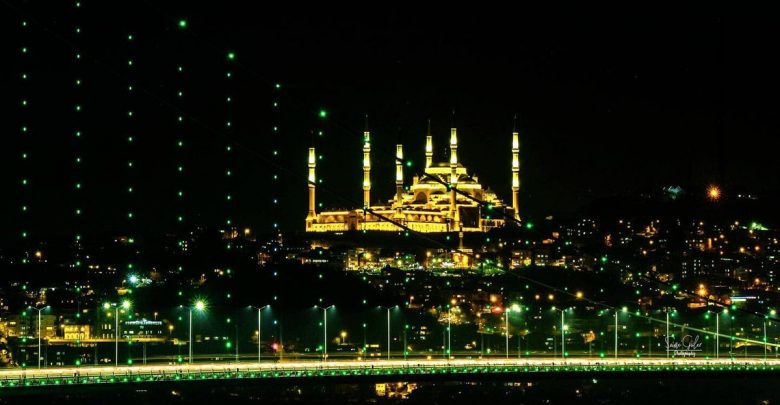 إسطنبول ليلا