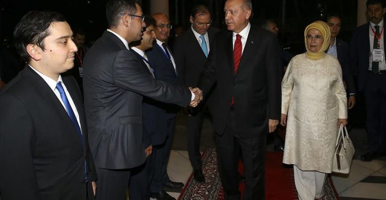 أردوغان و زوجته
