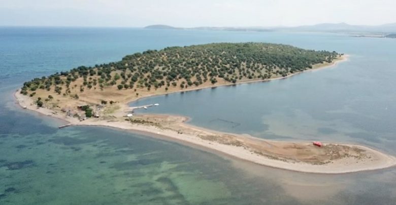 جزيرة تركية للبيع