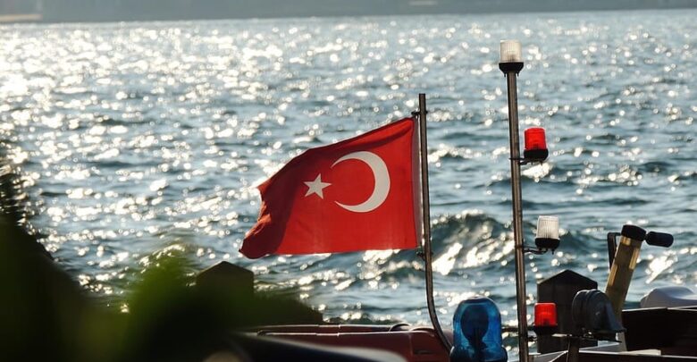desktop-wallpaper-istanbul-turkey-turkish-flag-flags-turkish-flag_2